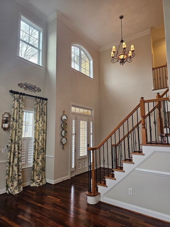 Foto del edificio - New Listing in Apex!