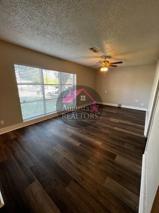 Foto del edificio - Charming 3 Bedroom 2 Bath Home in Abilene
