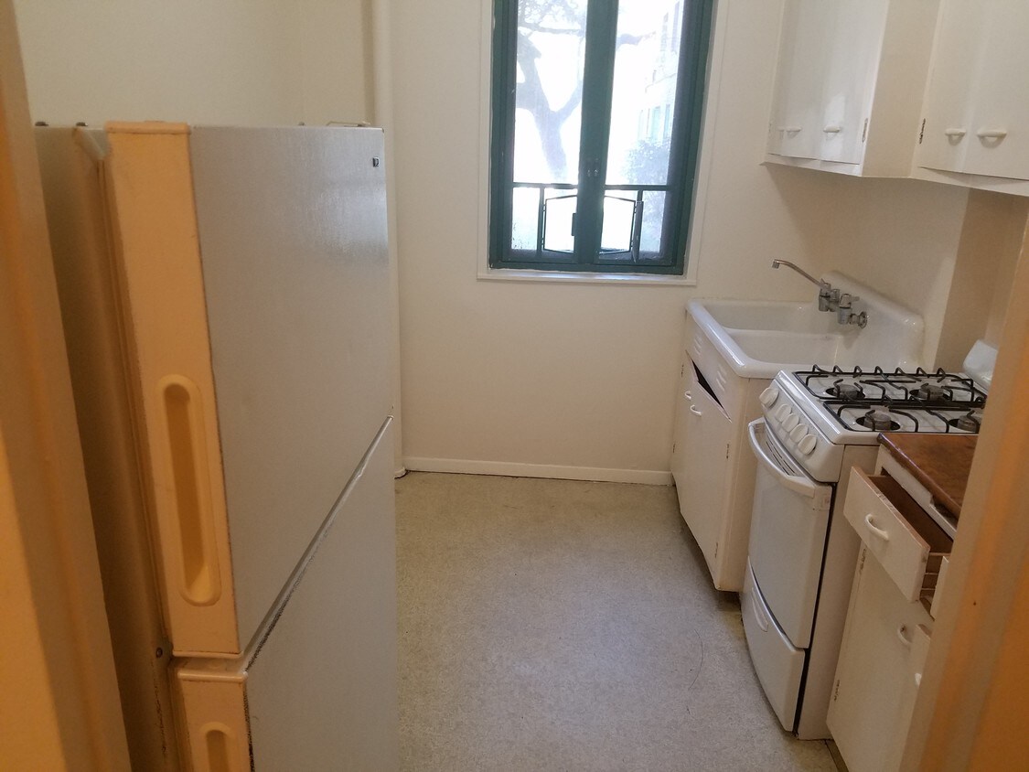 1686 Metropolitan Ave, Bronx, NY 10462 Condo for Rent in Bronx, NY