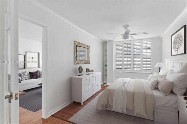 Building Photo - 5555 Collins Ave