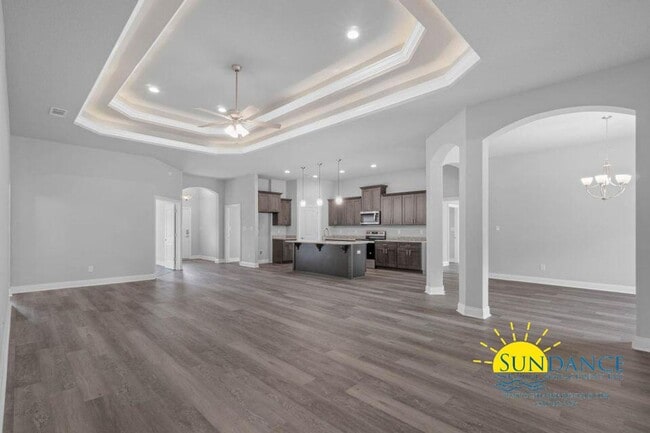 Building Photo - Stunning Solar-Powered 4-Bedroom Home in G...