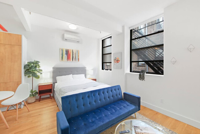 Foto del edificio - 519 W 45th St