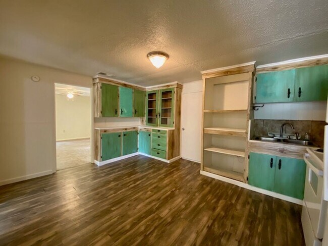 Building Photo - Princeton Louisiana -5834 Hwy 80  - 3 bedr...