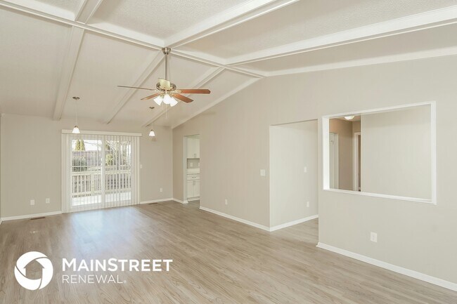 Foto del edificio - 2705 New Garden Rd E