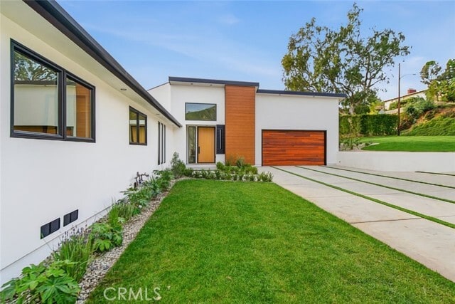 Building Photo - 1764 E Loma Alta Dr