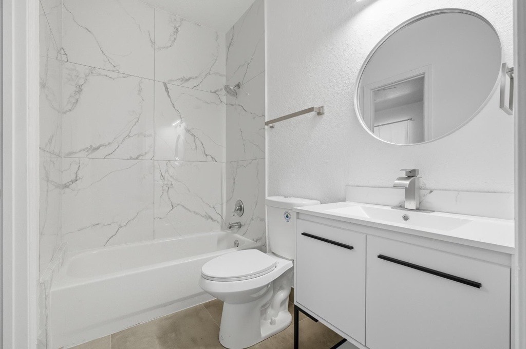 Building Photo - Davie Villas Stirling, LLC