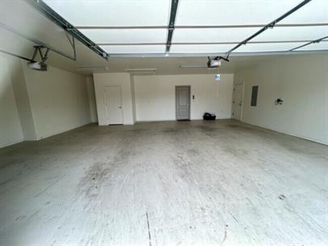 Foto del edificio - 4 Bedroom