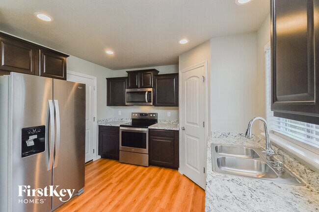 Building Photo - 5307 Pabst Dr