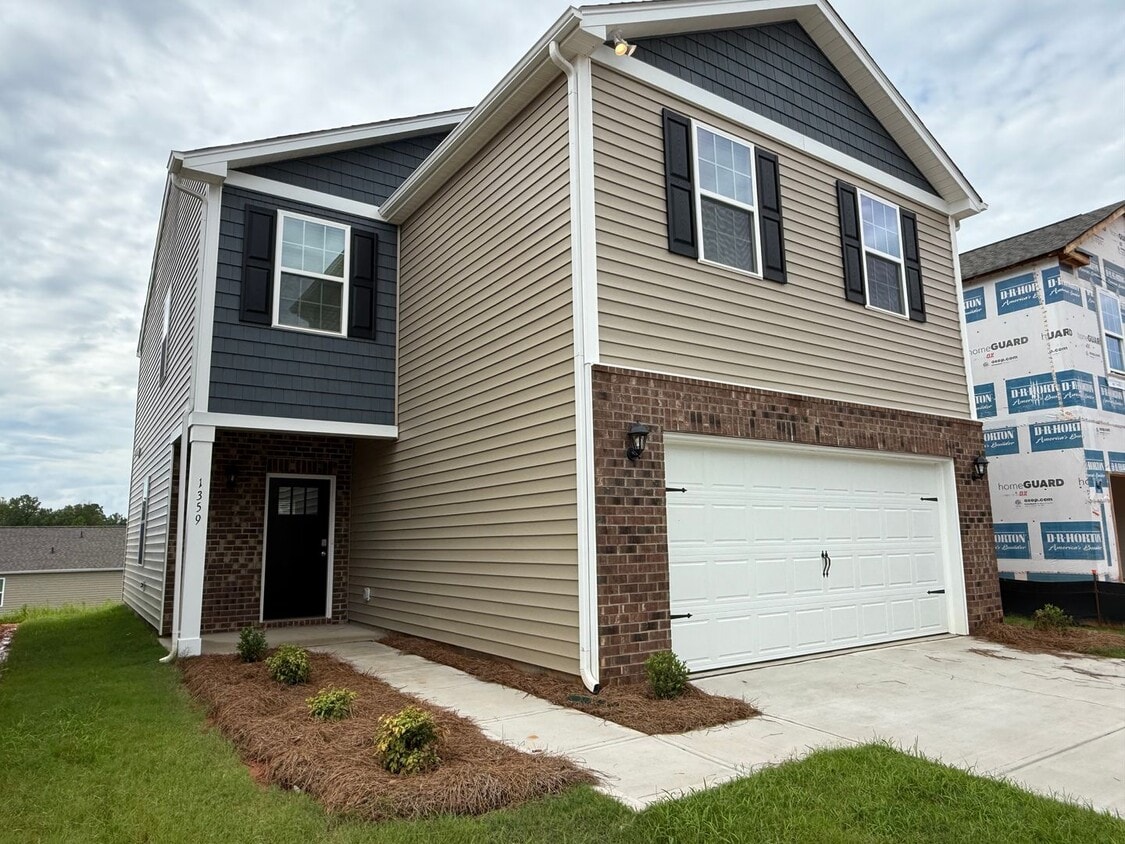 Beautiful New Construction 4 Bed 2.5 Bath ... - Beautiful New Construction 4 Bed 2.5 Bath ...