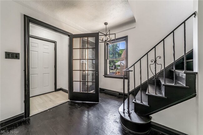 Foto del edificio - 3995 E 154th St