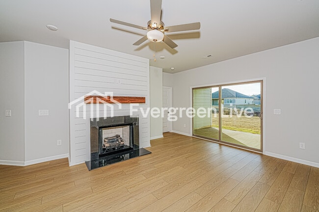 Foto del edificio - 104 Chain Bridge Circle