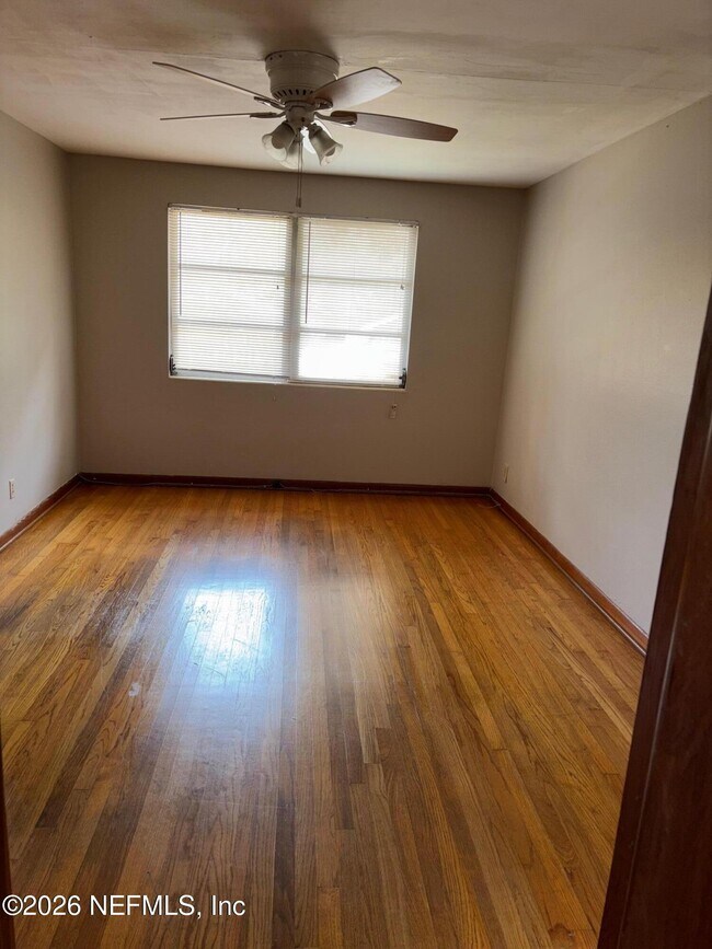 Foto del edificio - 2898 Olga Pl