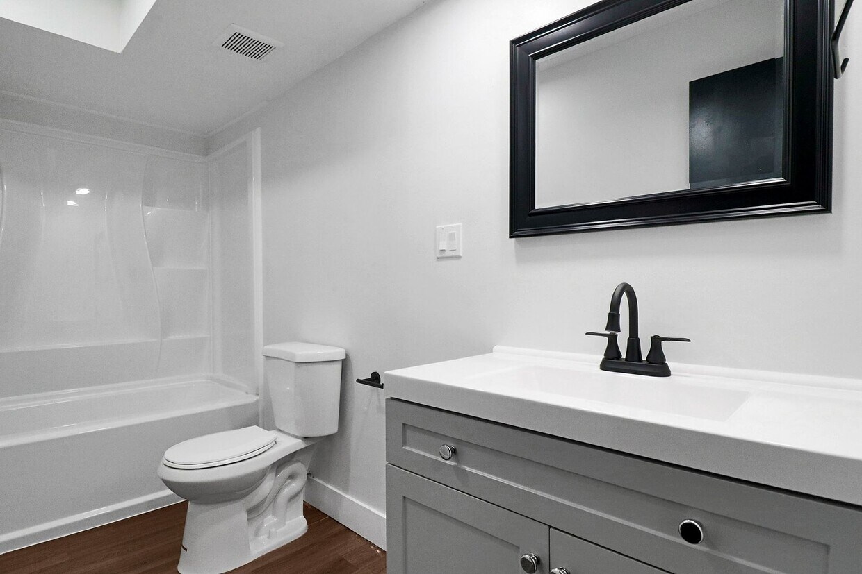 Kristin Court Apartment for Rent in Columbus, OH