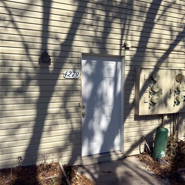 Building Photo - 4279 Pinebark Ave