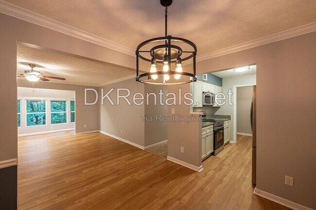 Foto del edificio - 5143 Roswell Rd NE