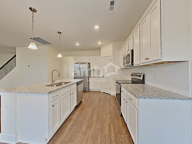 Building Photo - 5270 Lake Maxwell Dr