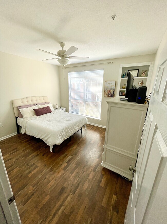 Building Photo - 3304 Bay Club Cir