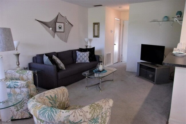 Building Photo - 1225 NW 21st St