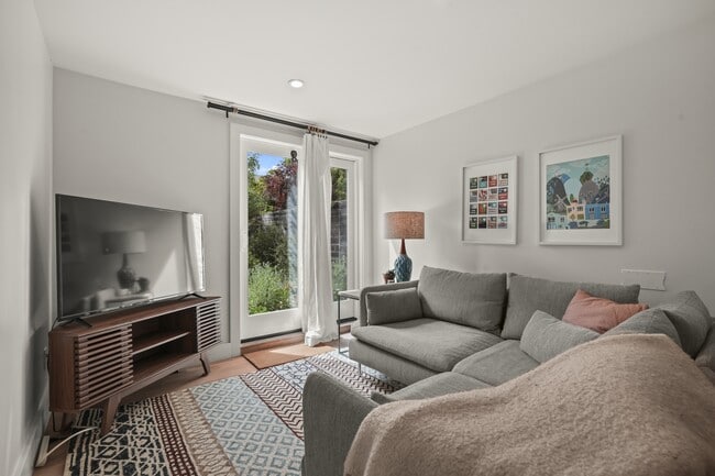 Photo - 555 5th Ave Townhome