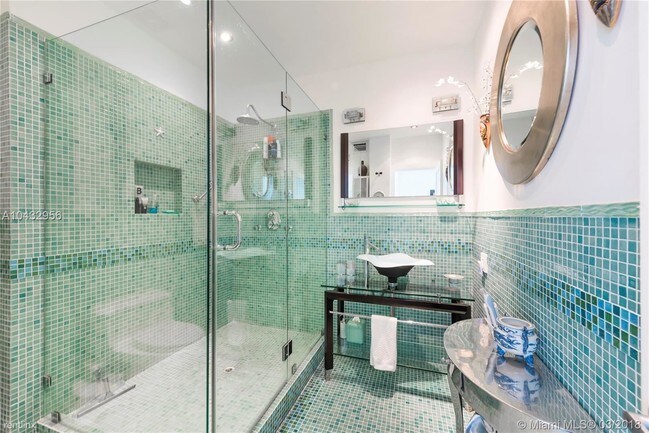 Foto del edificio - 20 Island Ave