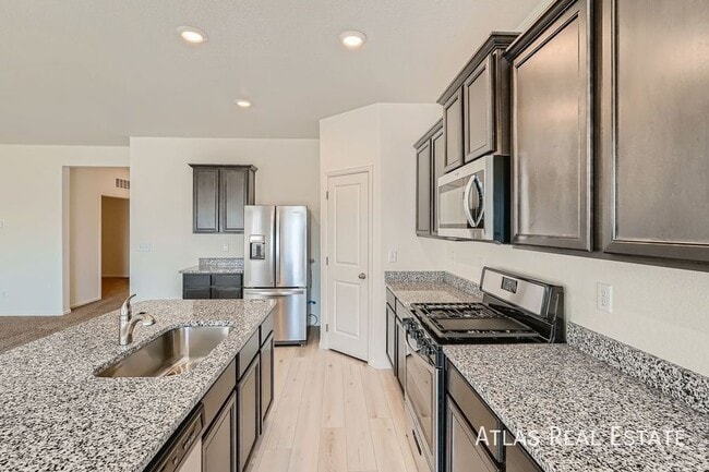 Building Photo - Newly Constructed 3 Bed/2 Bath House in a ...