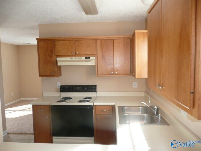 Foto del edificio - 115 N W Sugar Bluff Ln