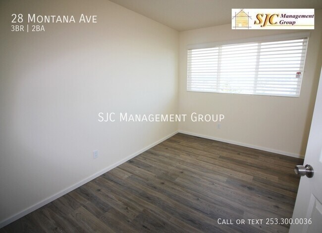 Building Photo - Three Bedroom 2 Bath townhome for rent in ...
