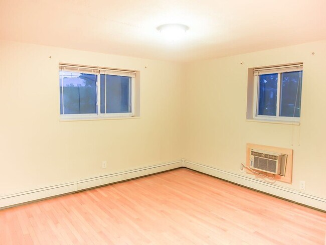 Foto del edificio - 357 Faneuil St