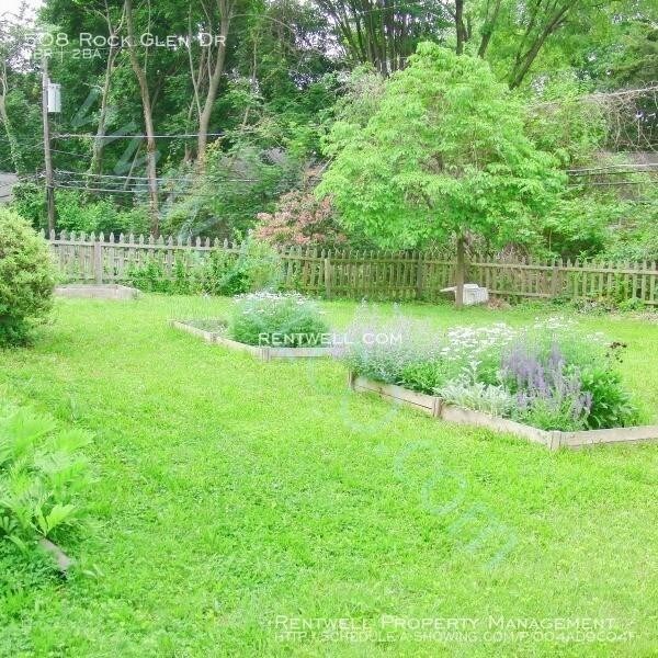 Building Photo - 3 bedroom in Wynnewood PA 19096