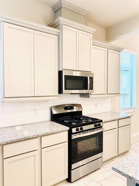 Foto del edificio - 1558 Rustling Creek Dr