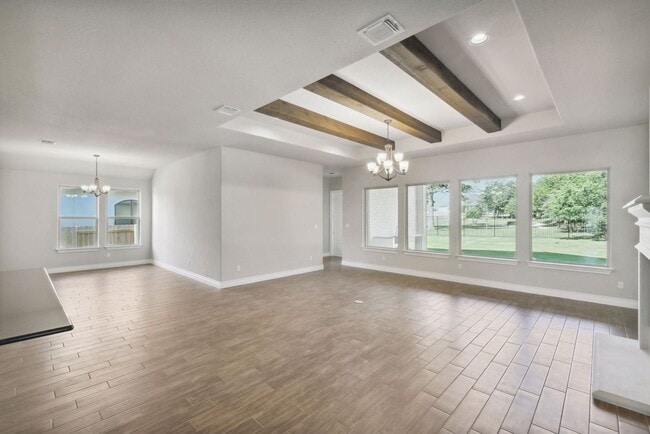 Building Photo - 4 Bedroom Single Family in Bastrop