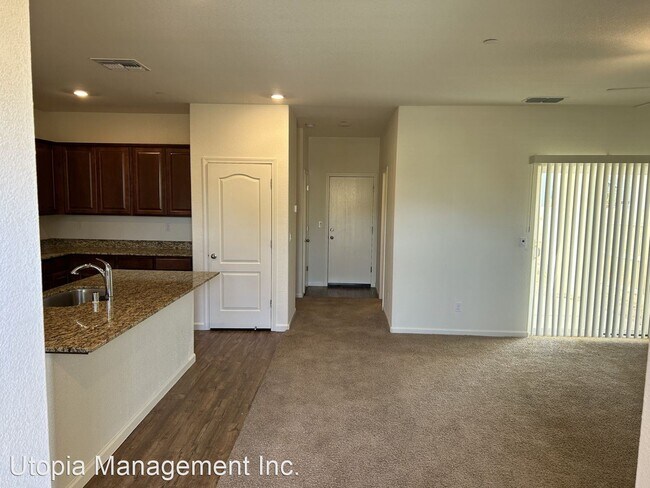 Building Photo - 4 br, 2.5 bath House - 722 Henry Long Blvd