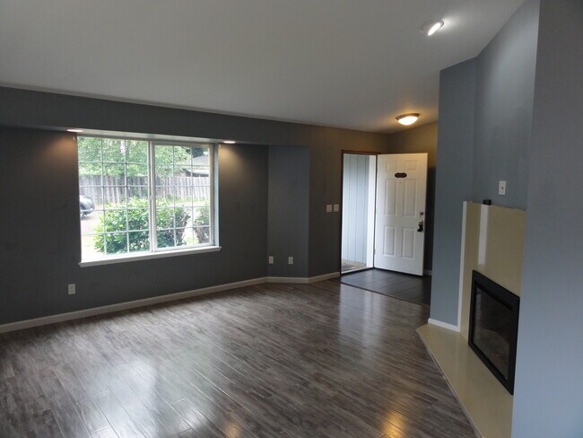 Foto del edificio - 9707 11th Avenue Ct E