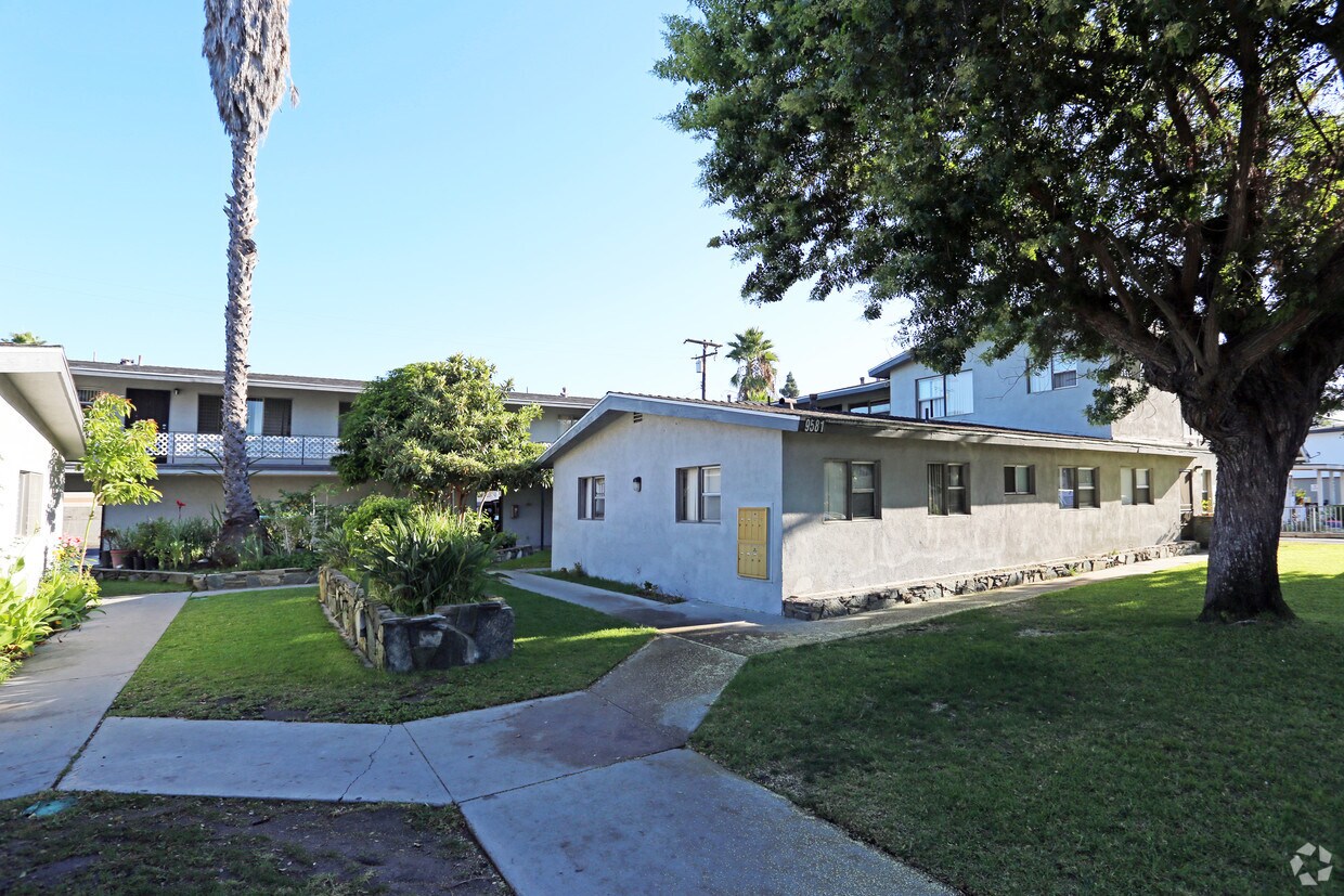 Building Photo - Treeon Apartments