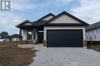 Building Photo - 133 Cabot Trl