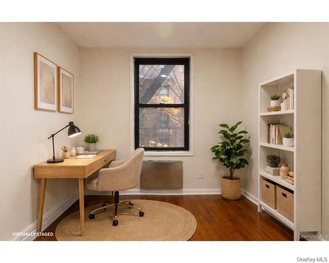 Building Photo - 1275 E 51st St