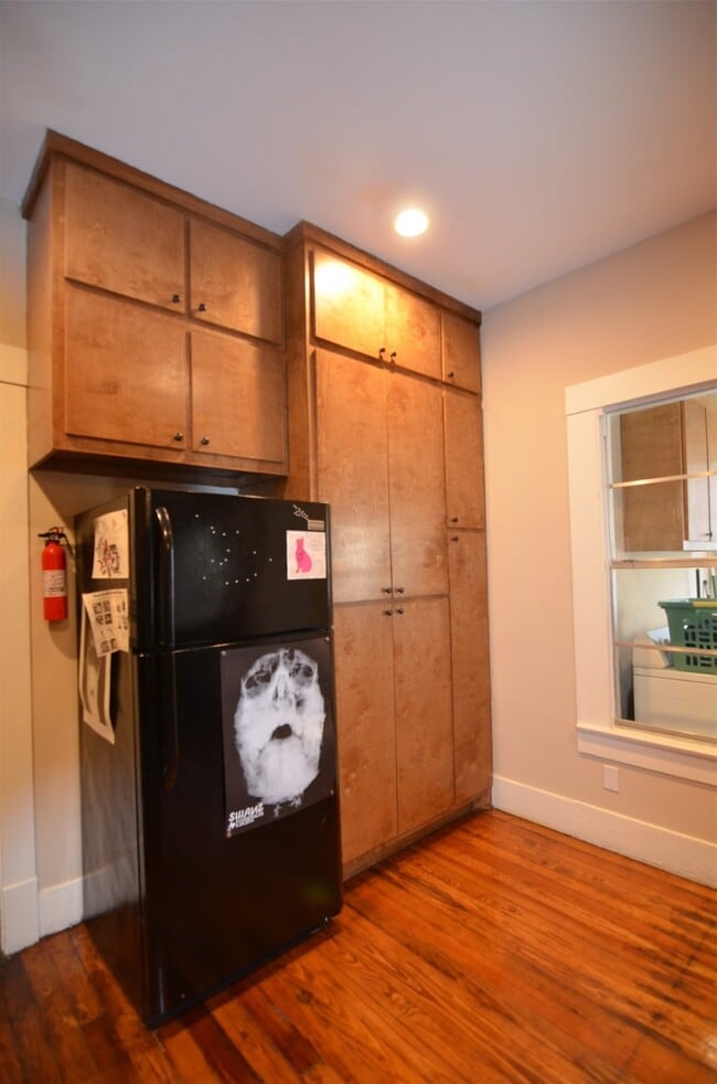 Building Photo - 2120 McKee St