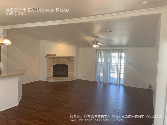 Building Photo - 4607 New Mathis Rd