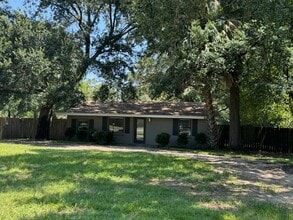 Building Photo - 12 Concordia Blvd Building Photo - 12 Concordia Blvd