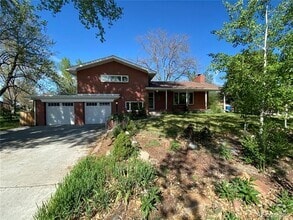 Building Photo - 4050 Zephyr Dr