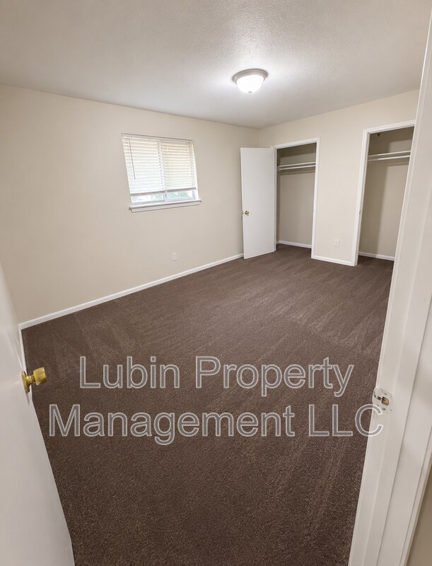 Foto del edificio - 3579 Fox Meadows Rd