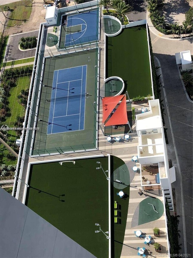 Foto del edificio - 16385 Biscayne Blvd