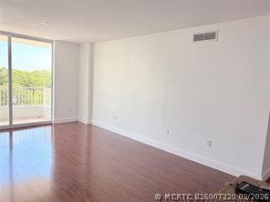 Building Photo - 700 E Boynton Beach Blvd