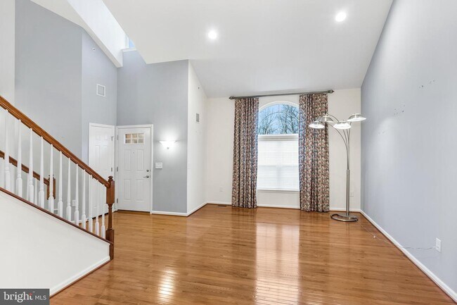 Foto del edificio - 112 Clydesdale Cir
