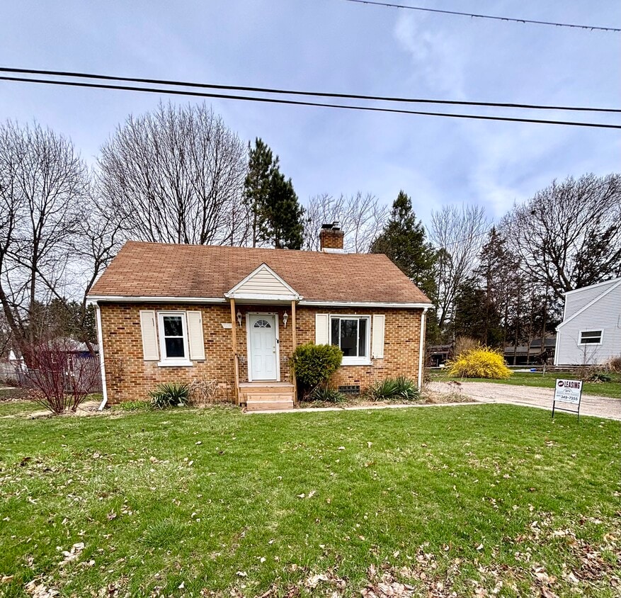 Photo - 4650 Ammon Dr (Holt, MI)