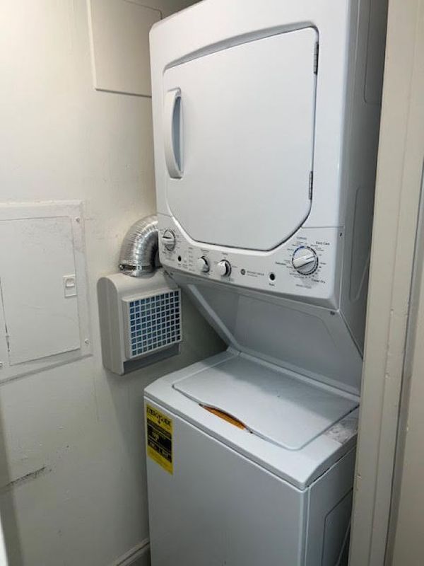 Building Photo - 2045 N 3rd St