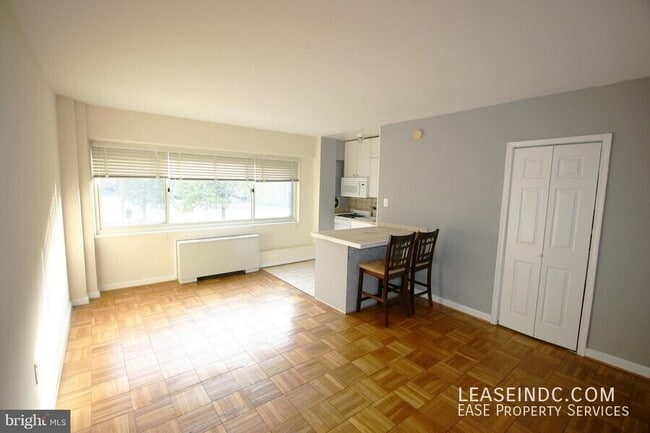 Photo - 5315 Connecticut Ave NW Apartment