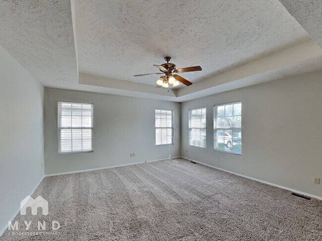 Foto del edificio - 615 S Mahn Ave