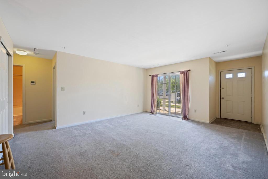146 Wrangler Ct Unit 146, Quakertown, PA 18951 Room for Rent in Quakertown, PA