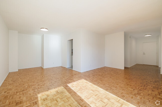 2BR, 1BA - 852SF - Dining Room/ Living Room - Villa Topaze